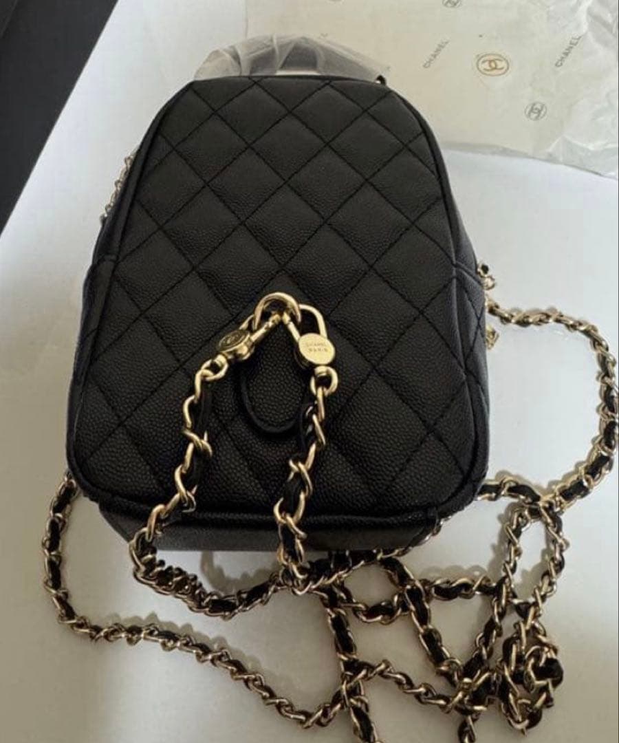 ノベルティ　CHANEL ブラック キルティング　ミニリュック