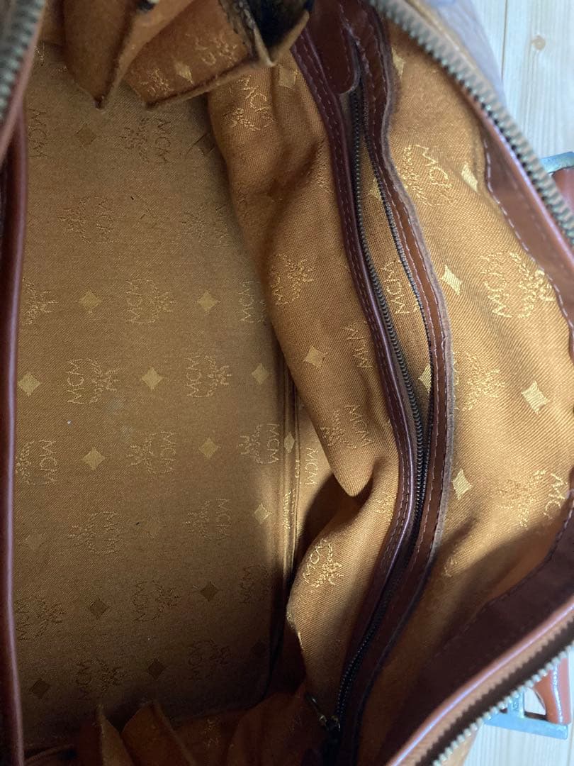ヴィンテージ　MCM ブラウンレザーボストンバッグ