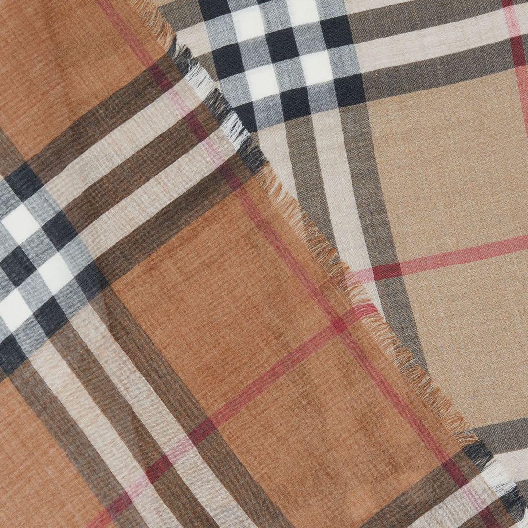 BURBERRY チェック柄マフラー　購入価格¥70,400