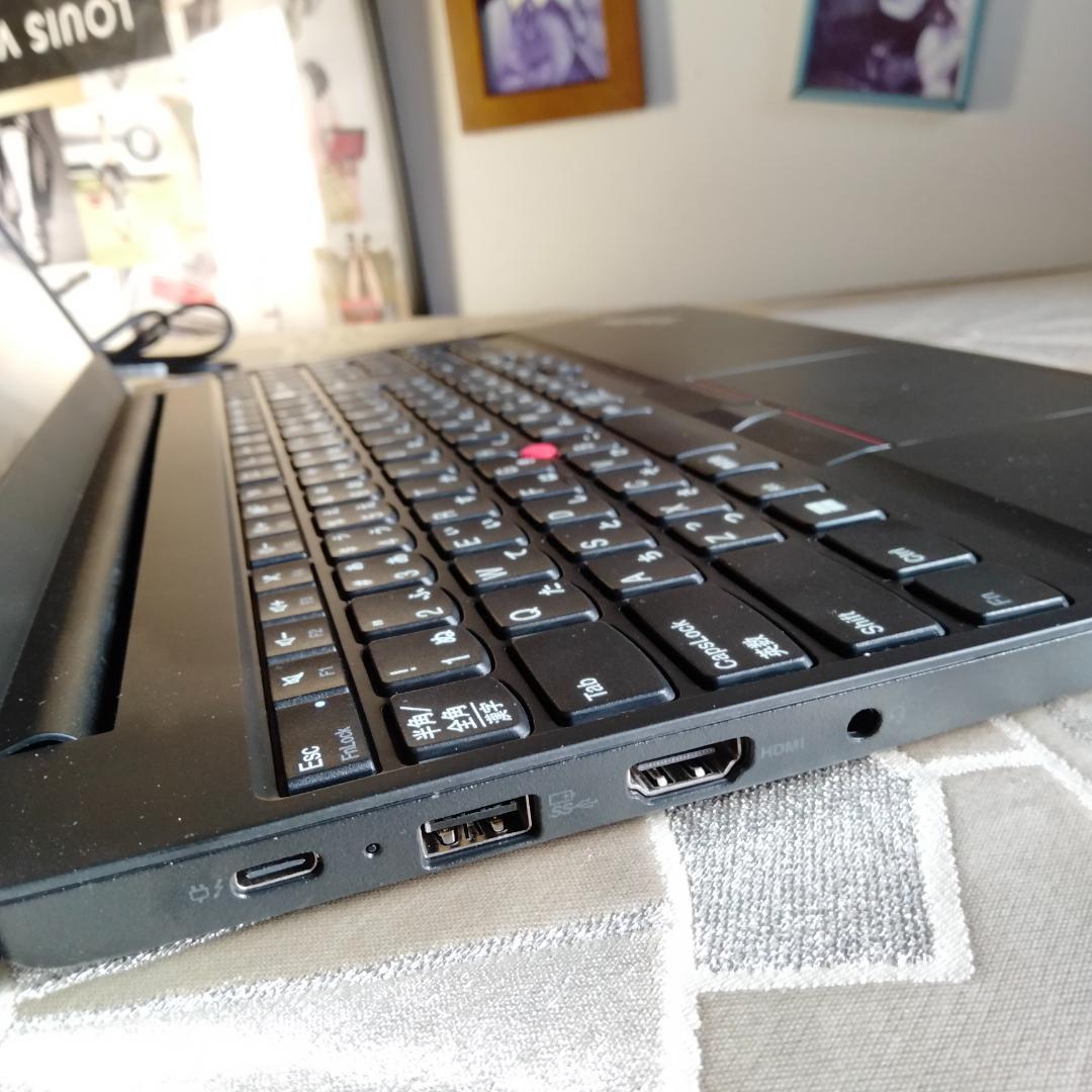 ビリビリボム 11世代 i7 256G 16G FHD Lenovo