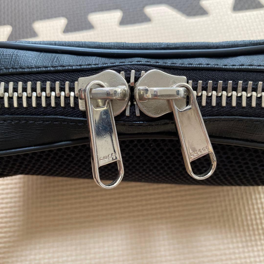 ぢるちる ！！GUCCI ボディバッグ GGスプリーム　シェリーライン