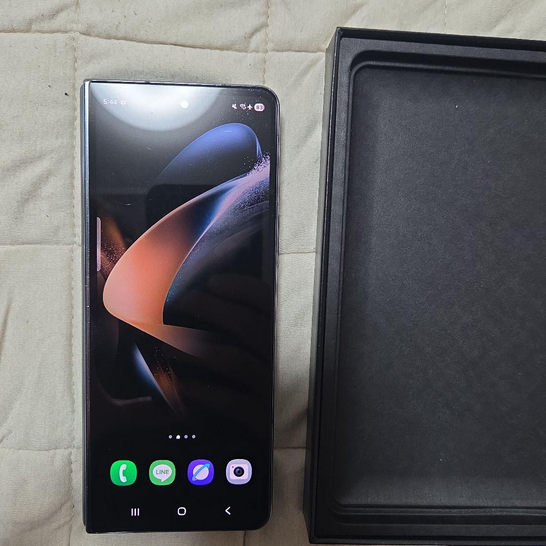 Galaxy Z Fold4　超特価　今日だけ