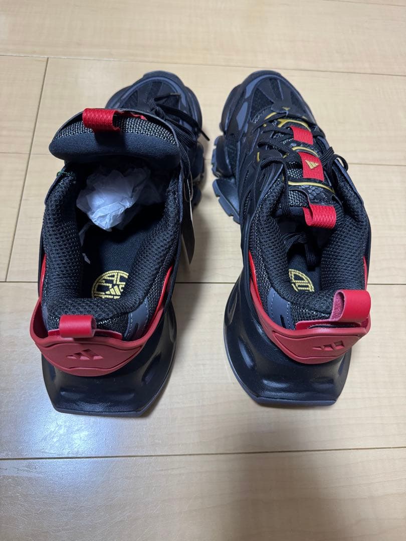 靴 adidas XLG Runner Deluxe Black