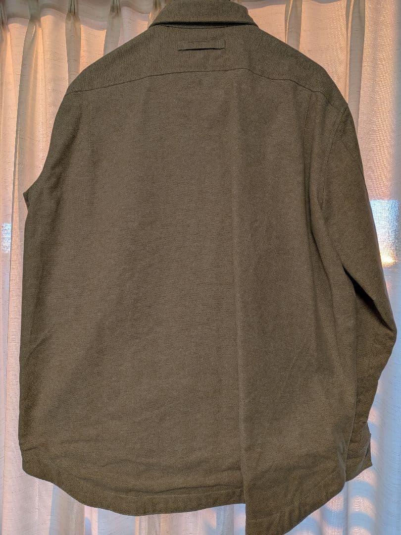 Lacoste ベージュボタン付きシャツ