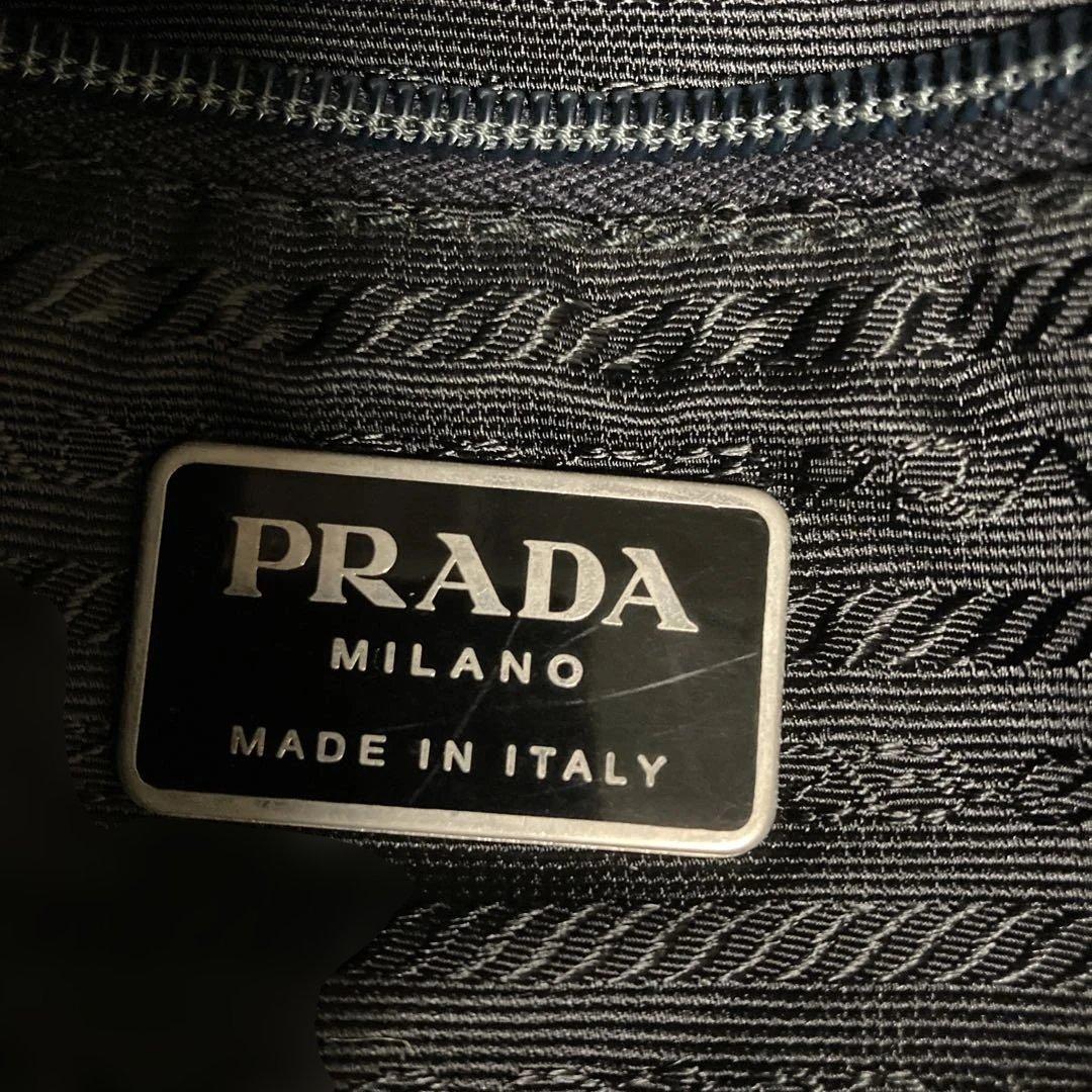 y*屋様 PRADA ブラック メッセンジャーバッグ