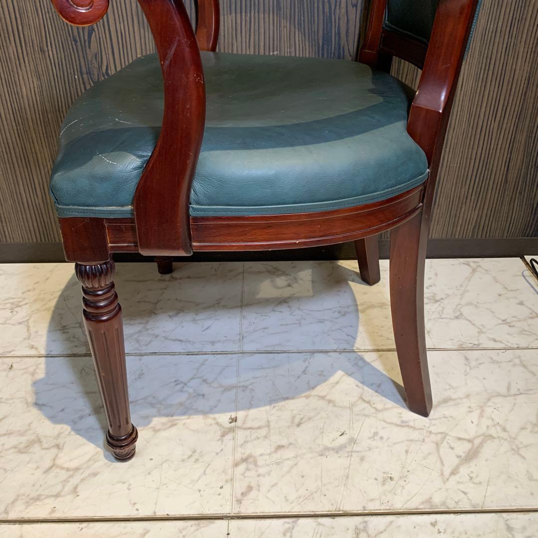 ☆送料無料☆ アンティーク　アームチェア