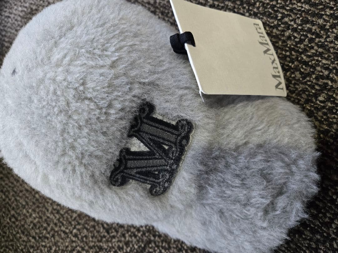 マックスマーラ　テディ