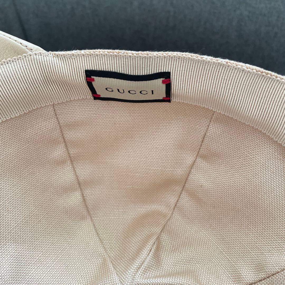 GUCCI ベースボールキャップ　ベージュ　グッチ
