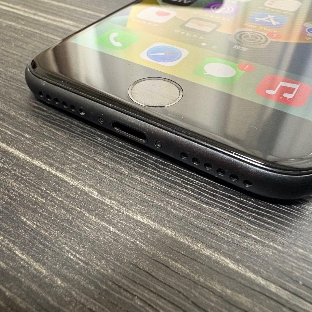 iPhone 8 256GB SpaceGray SIMフリー 訳あり