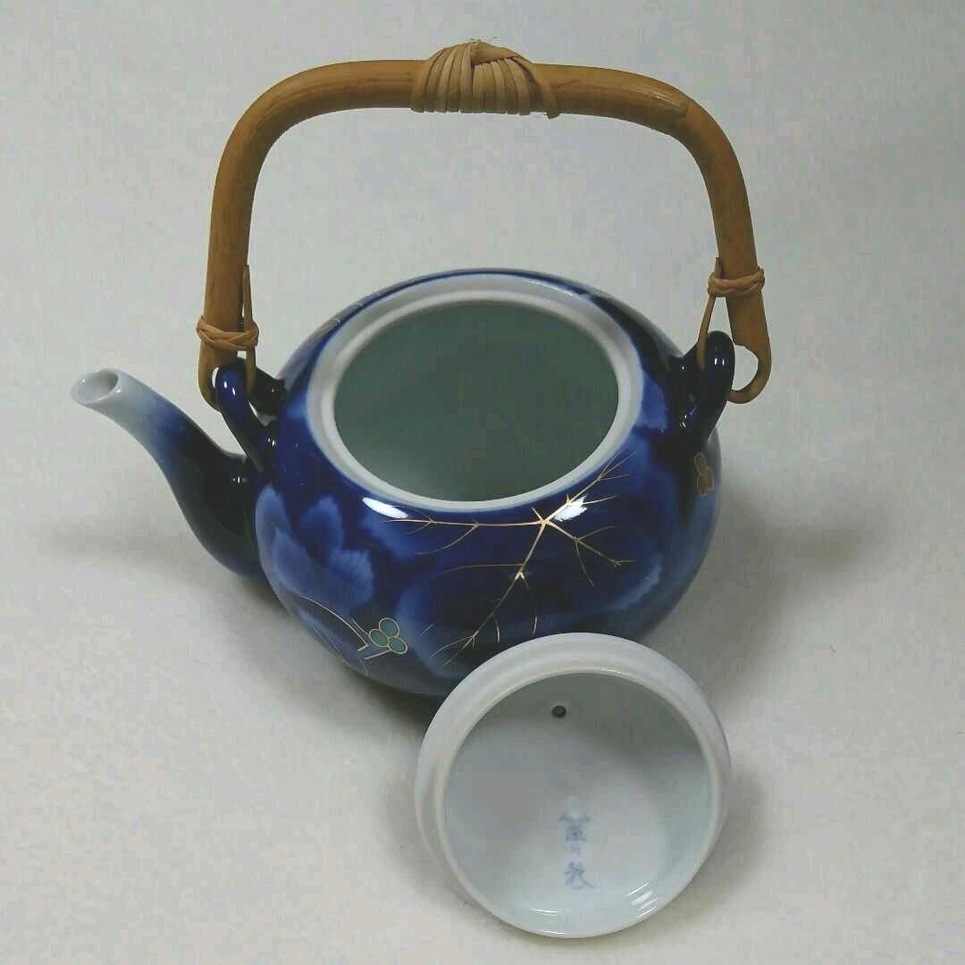 宮内庁御用達 深川製磁 瑠璃 ・ 染錦葡萄柄 茶器揃（ 急須 ・湯呑 ）