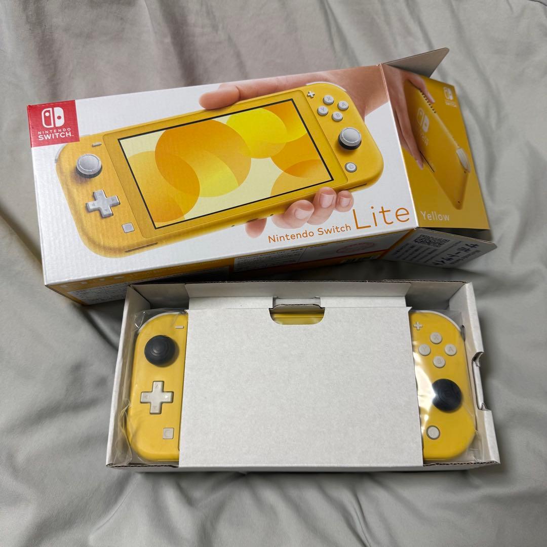 初期化済み　美品　Nintendo switch light