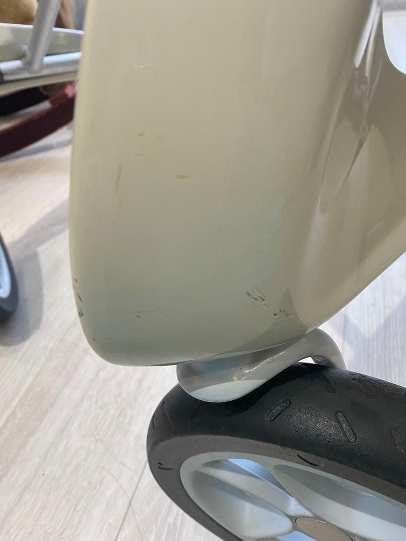 美品・純正ポーチ付・送料込⭐︎byACREカーボン・ウルトラライトおしゃれな歩行器