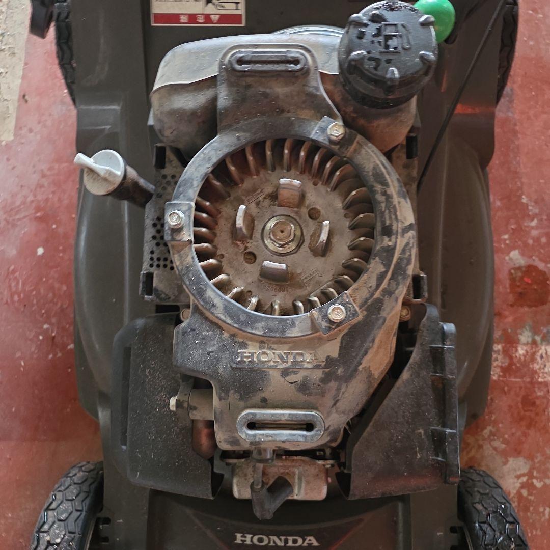 Honda GCV 200 4-in-1芝刈り機部品取り