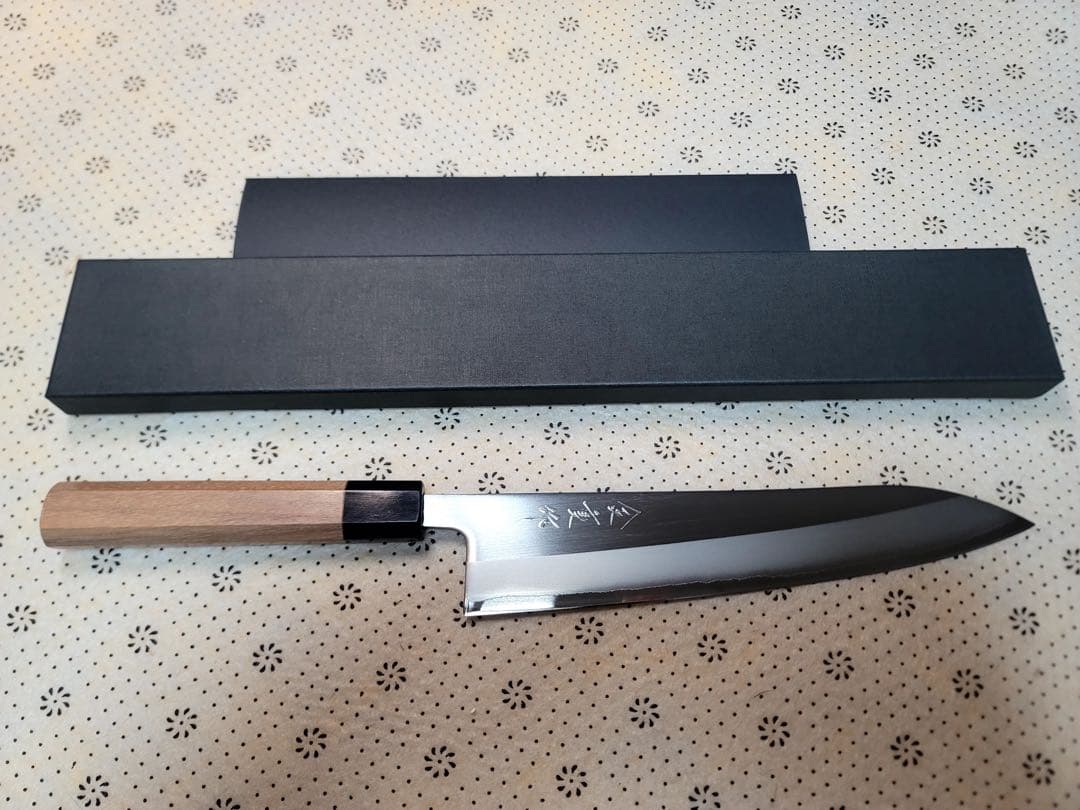 金重　カネシゲ　研き　白一鋼ステンクレッド　牛刀　240