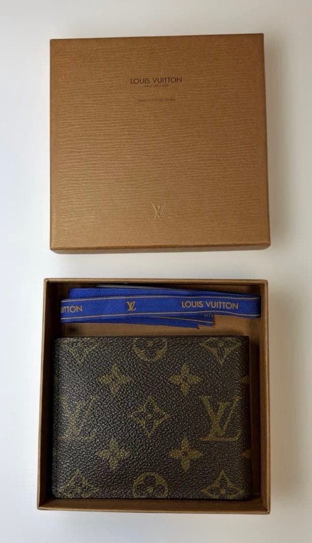 Louis Vuitton モノグラム 二つ折り財布　パスケース付