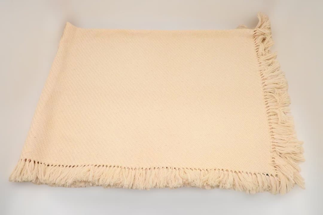 【美品】Hermès　エルメス　クリーム色　フリンジ付き毛布　ブランケット