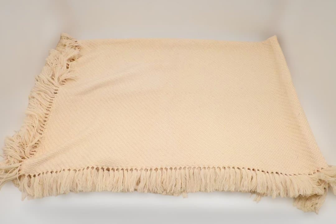 【美品】Hermès　エルメス　クリーム色　フリンジ付き毛布　ブランケット