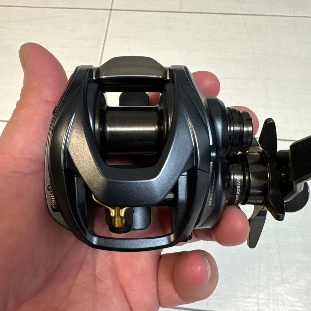 【美品】ダイワ 23 スティーズ AII TW 1000XHLカーボンハンドル付