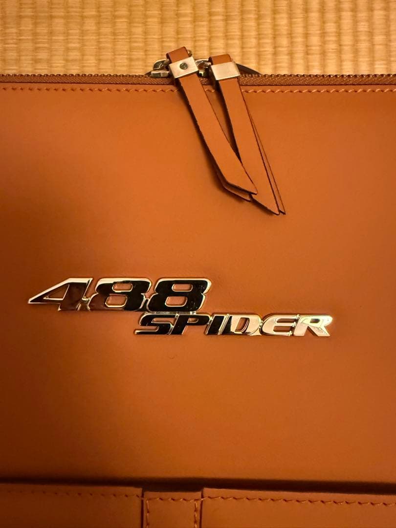 Ferrari 488 スパイダー レザーキャリーケース フェラーリ