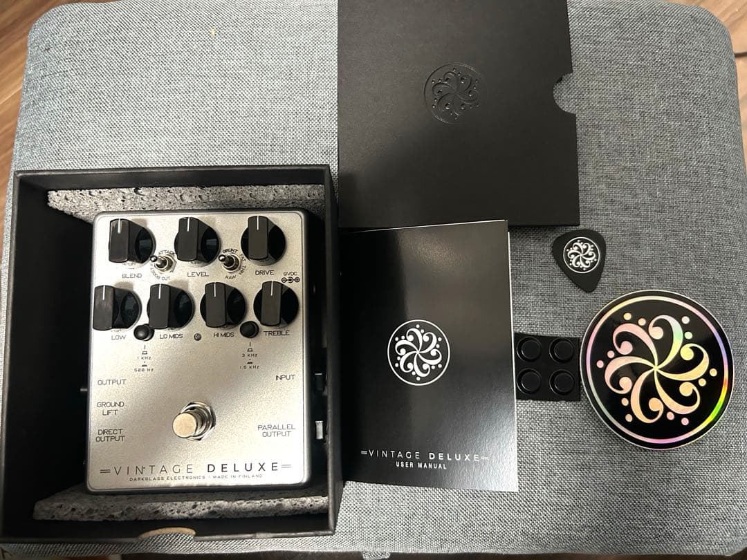 新品同様　darkglass vintage deluxe V3