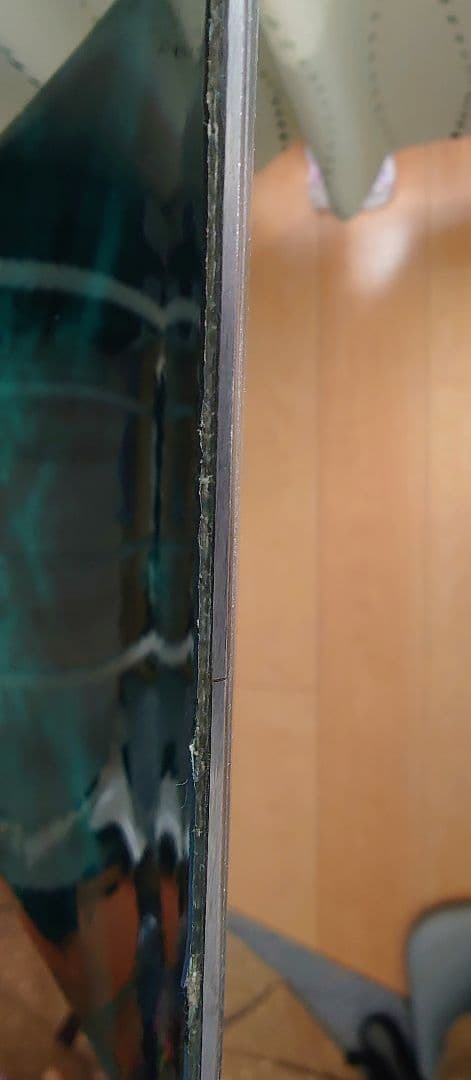 スノーボード 黒と緑のグラデーション