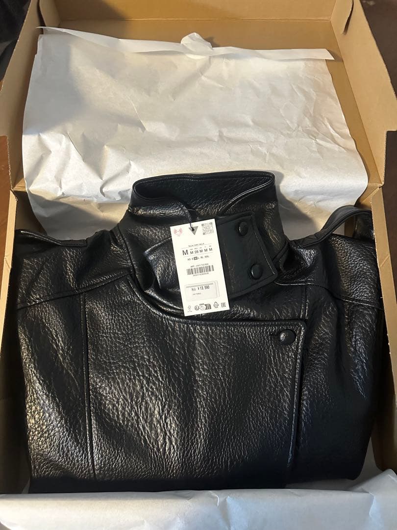 ZARA 完売品　フェイクレザージャケット　新品未使用　M 即日発送