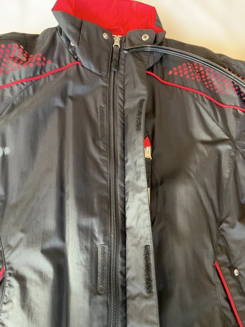 極美品！デサントDESCENTE スキーウェア上下 ジュニア160 メンズXS