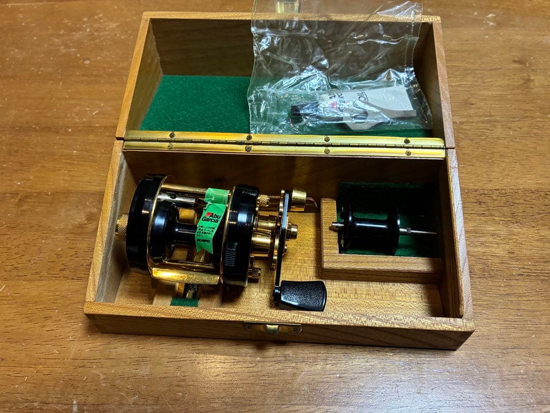 【未使用品】Abu 2500CDL