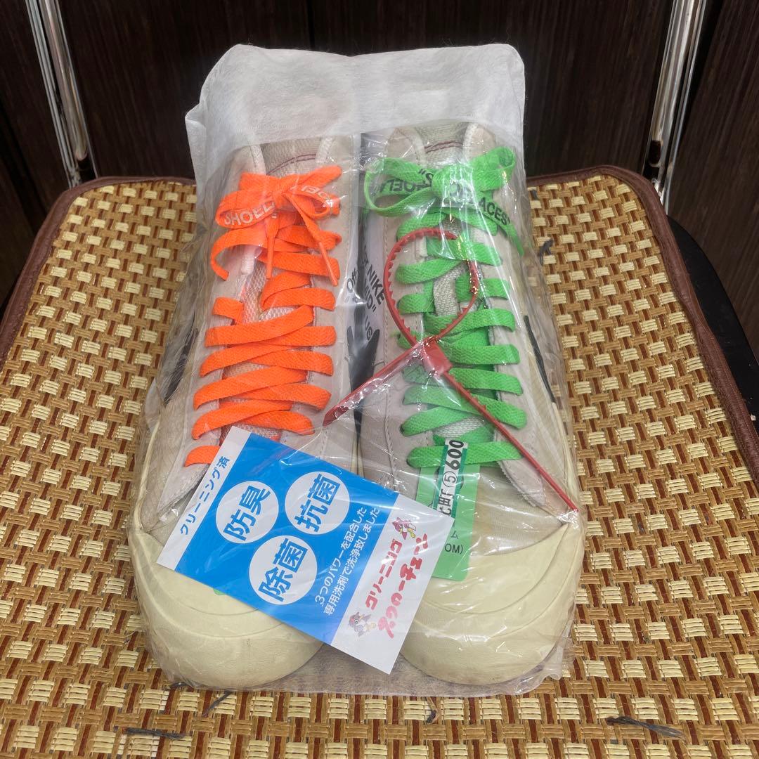 NIKEスニーカー（off-whiteとのコラボ）