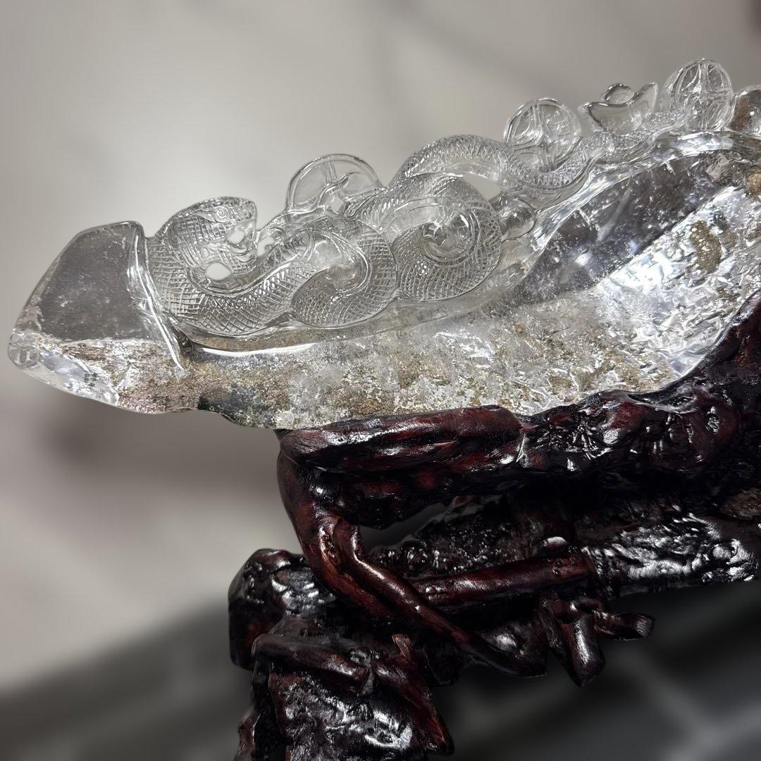 天然水晶 白蛇彫刻 霊獣 宝珠 古銭 元宝 2kg級 置物