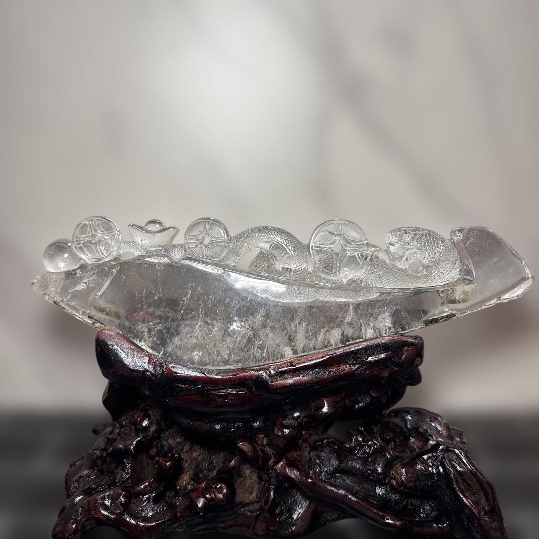 天然水晶 白蛇彫刻 霊獣 宝珠 古銭 元宝 2kg級 置物