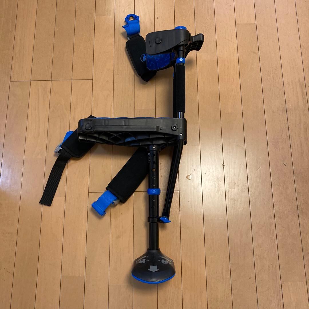 iWALK 3.0 青/黒 歩行器
