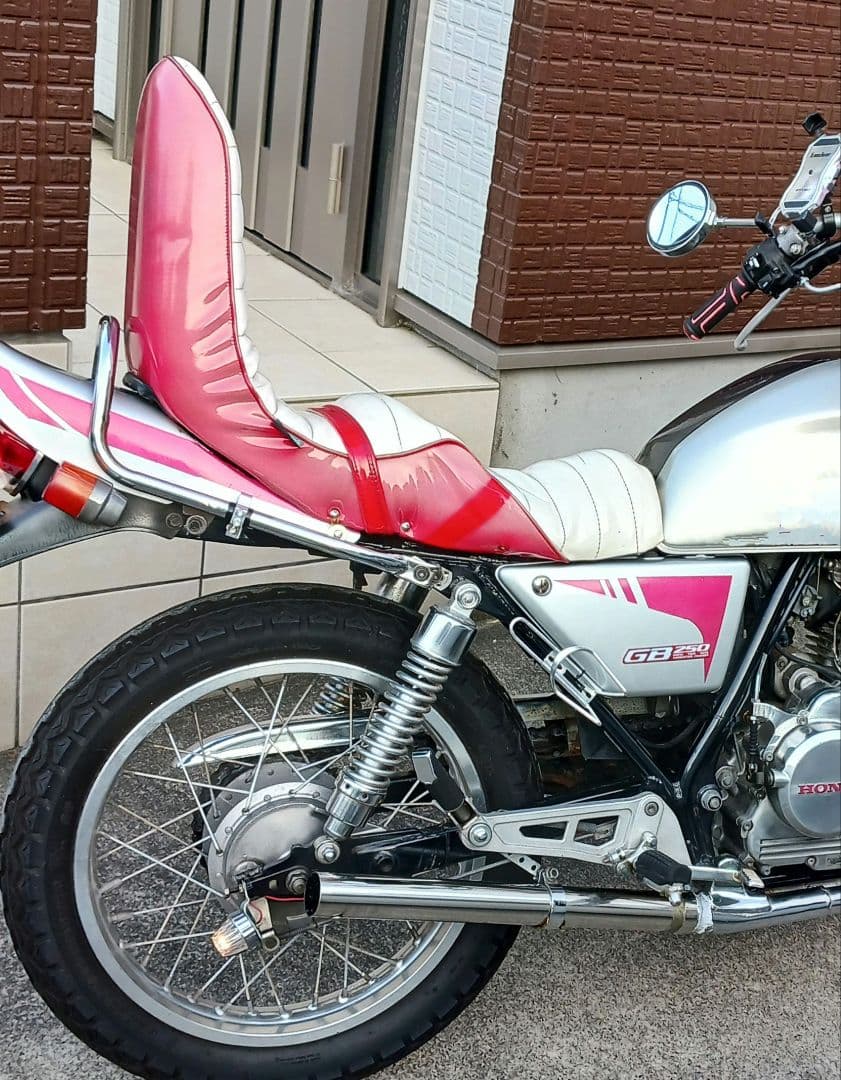 HONDA　GB250クラブマン三段シート　オオカワ製　約30センチ