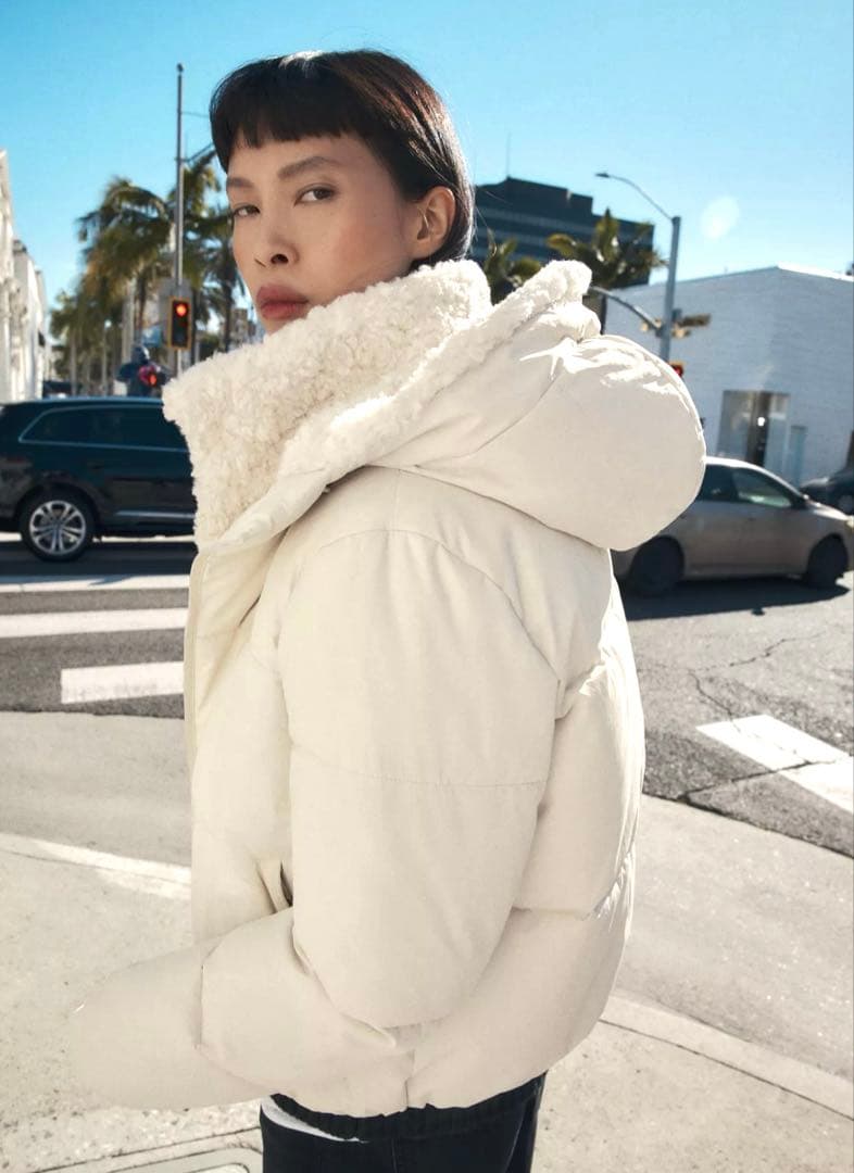 【ZARA】ザラ M フェイクシープスキンフード付き撥水ウィンドブレーカー 白