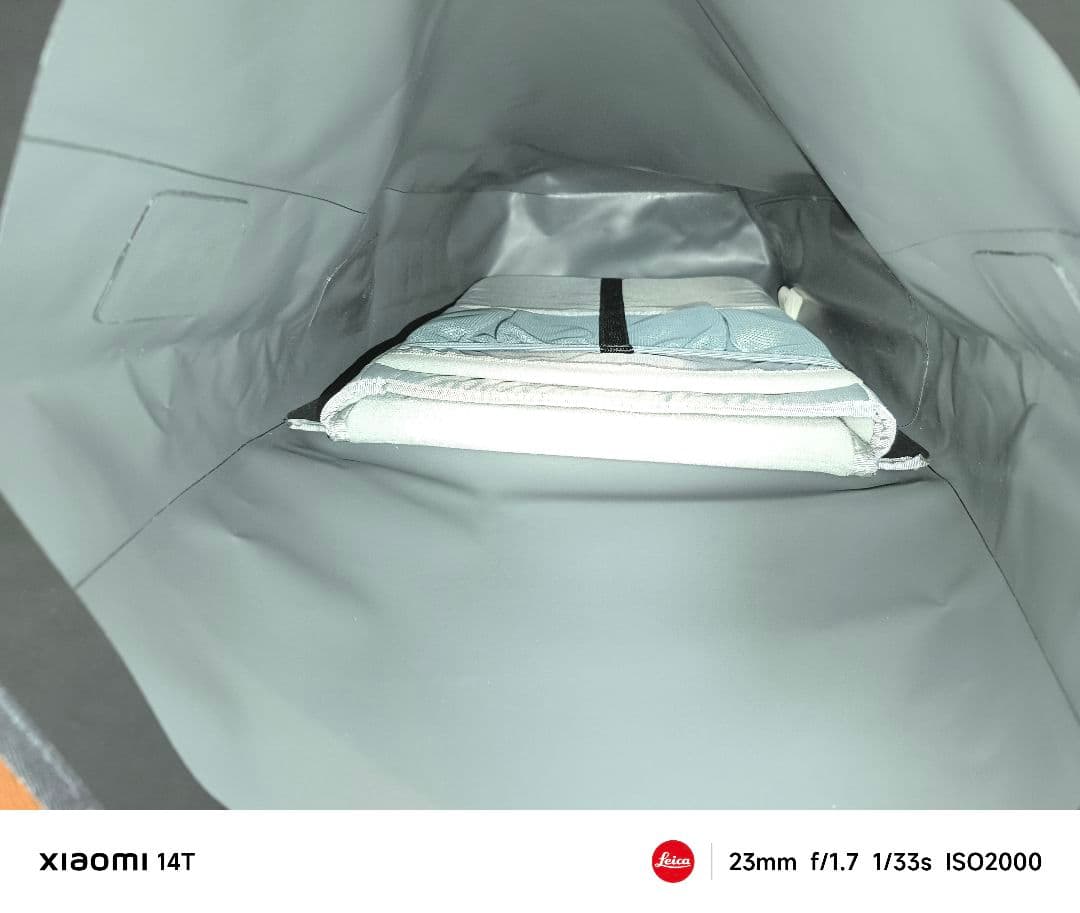 【極美品】THULE/ shield pannier 17L バックパック