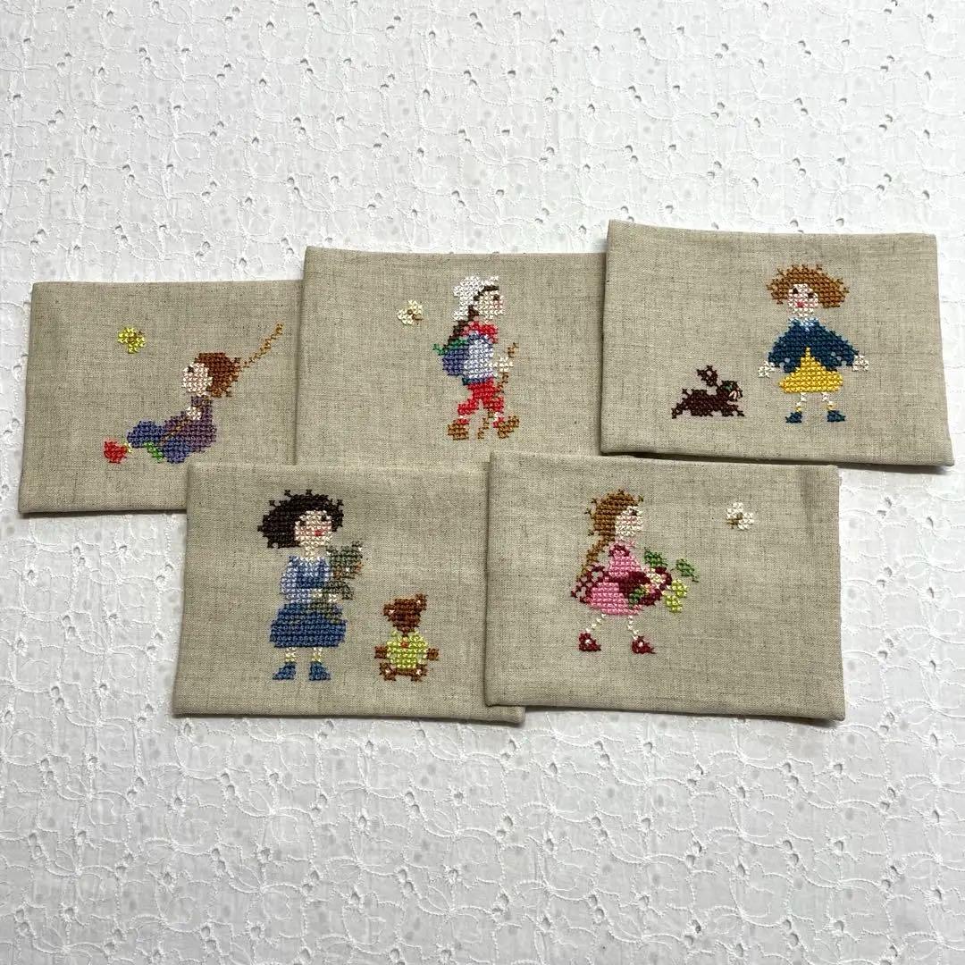 クロスステッチ 完成品 ポケットティッシュケース サモイロフ オーダー53