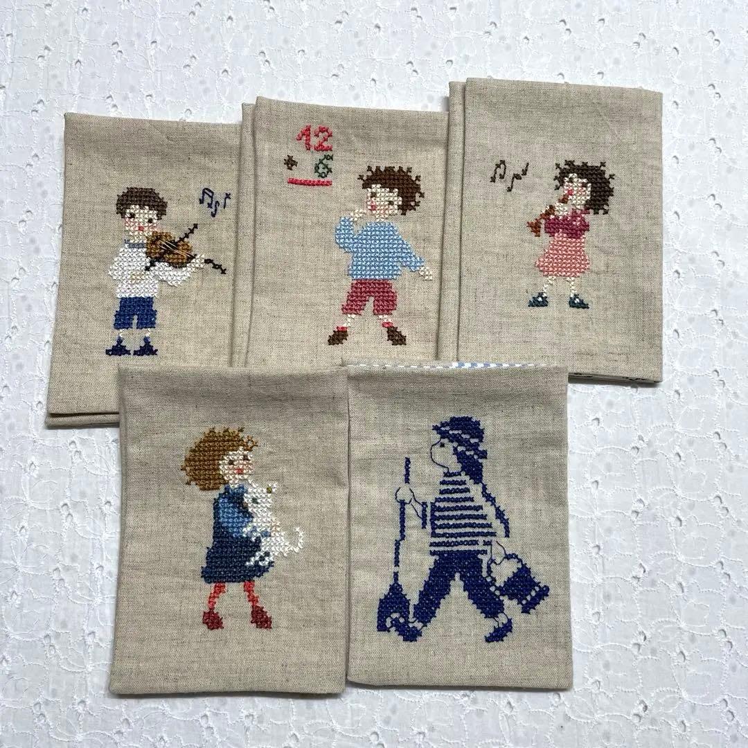 クロスステッチ 完成品 ポケットティッシュケース サモイロフ オーダー53