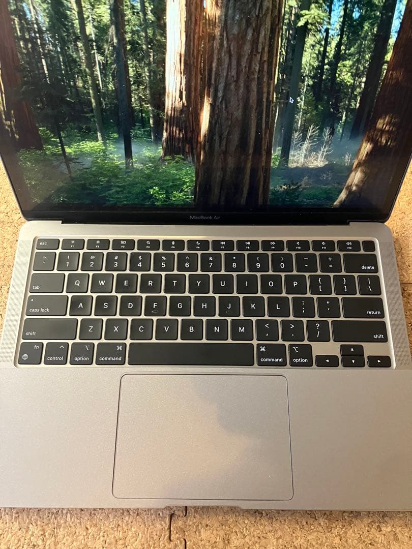Apple MacBook Air M1 16GB SSD 512 USキー