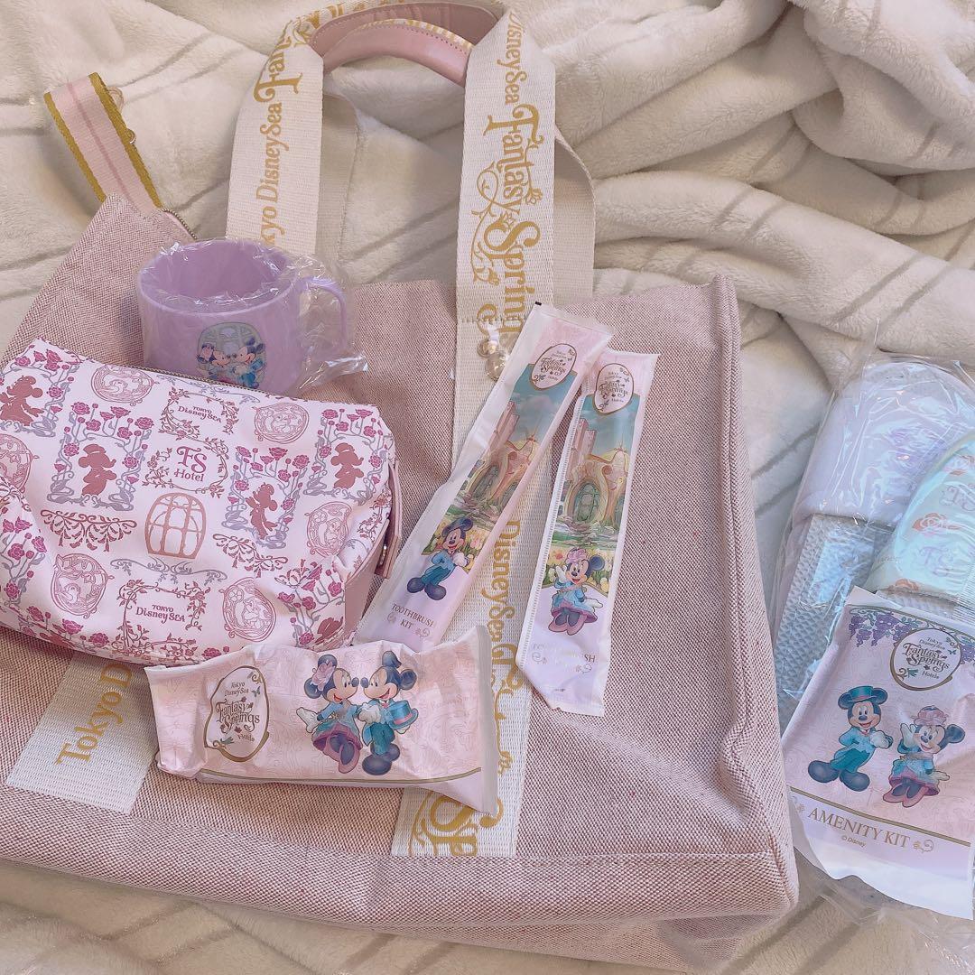 ファンタジースプリングス　トートバッグ　アメニティセット