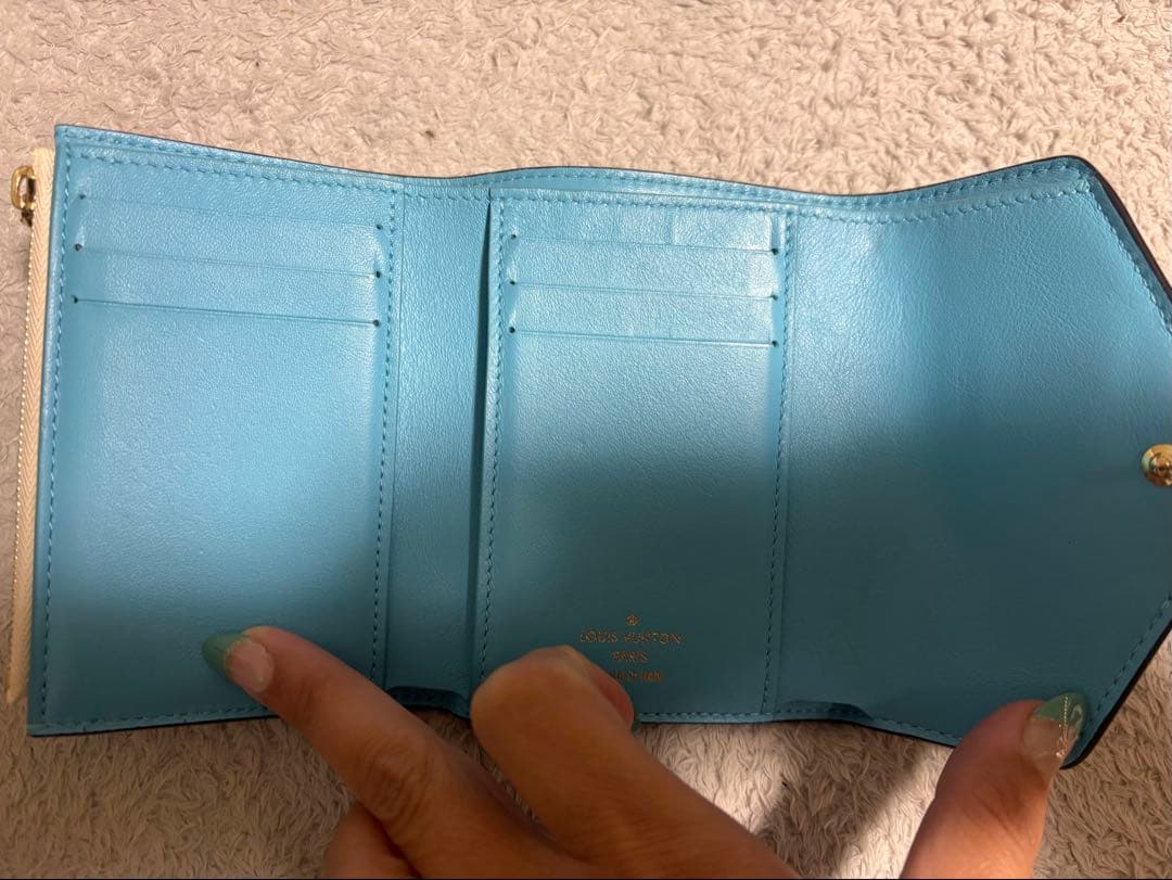 Louis Vuittonポルトフォイユ LV ポンヌフ コンパクト 財布