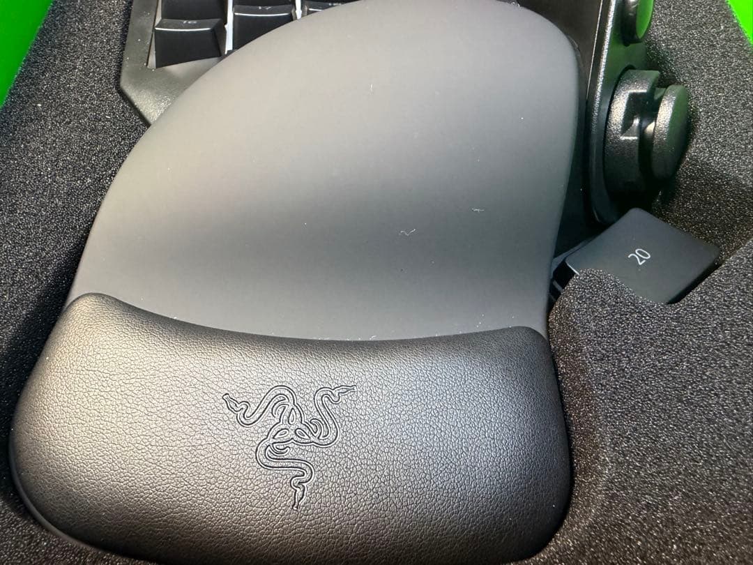 (使用10時間未満)Razer TARTARUS V2 左手キーボード