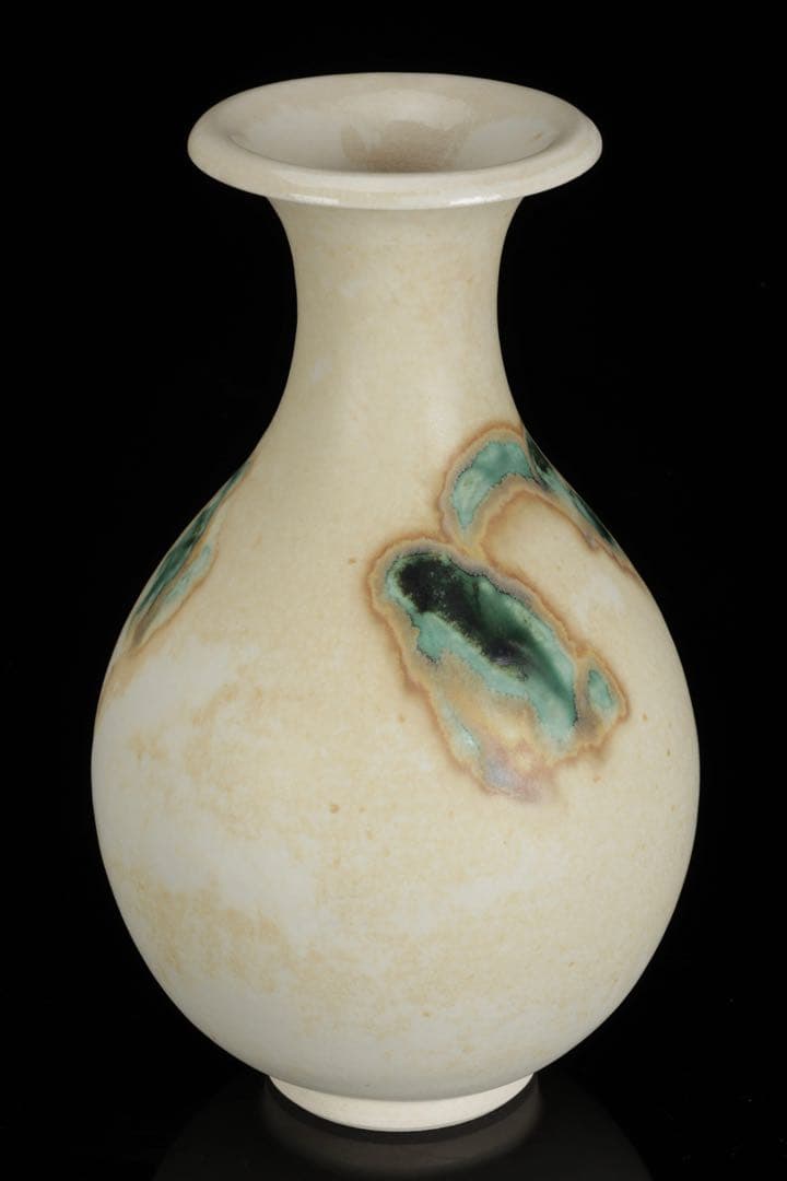 日展参与 【土肥刀泉】 琅瓷草花文花瓶 花器 壺 共箱 栞付 古美術品 骨董品