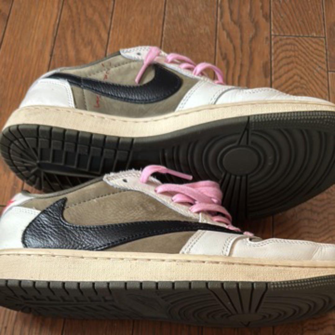 Nike Air Jordan 1 travis scott リバースオリーブ