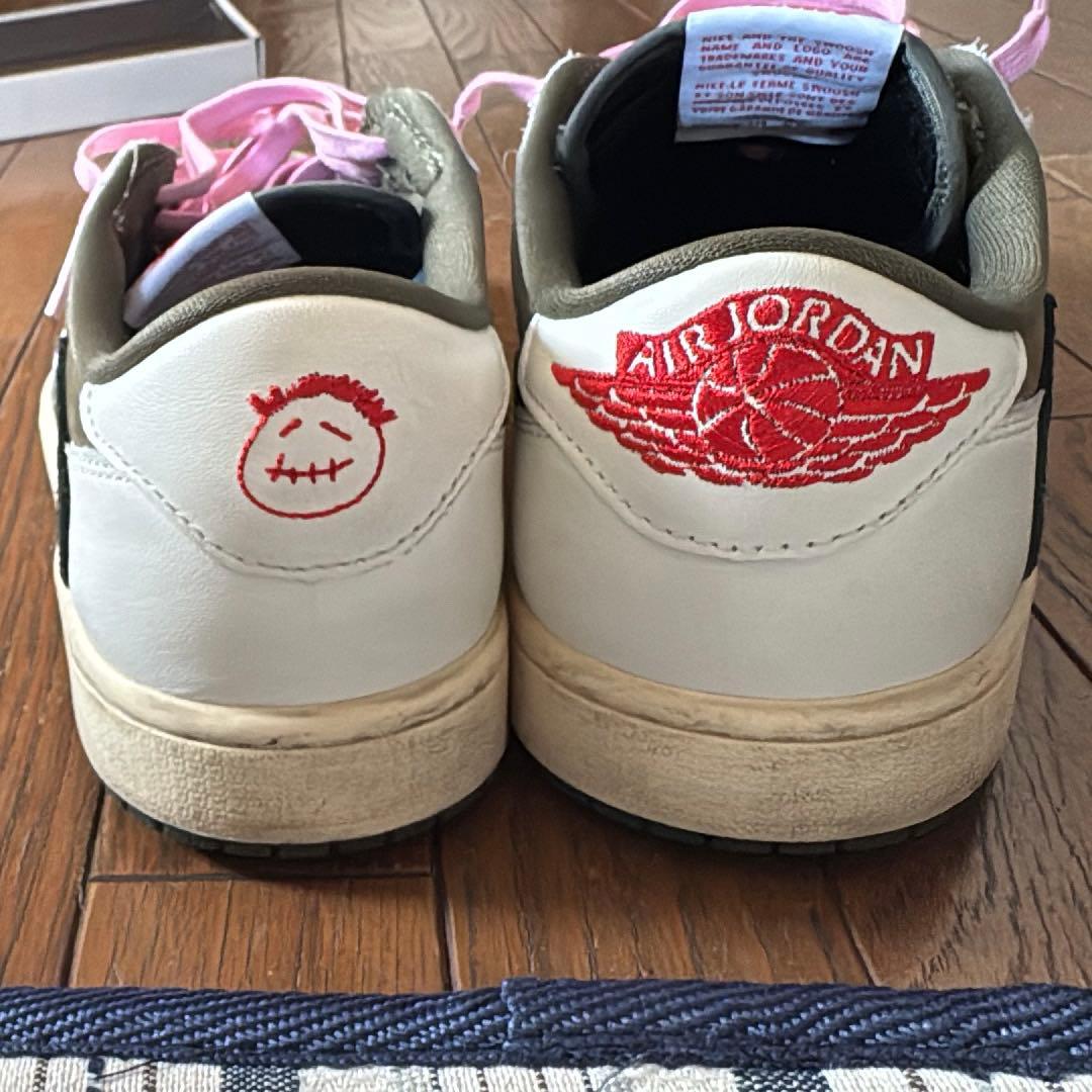 Nike Air Jordan 1 travis scott リバースオリーブ