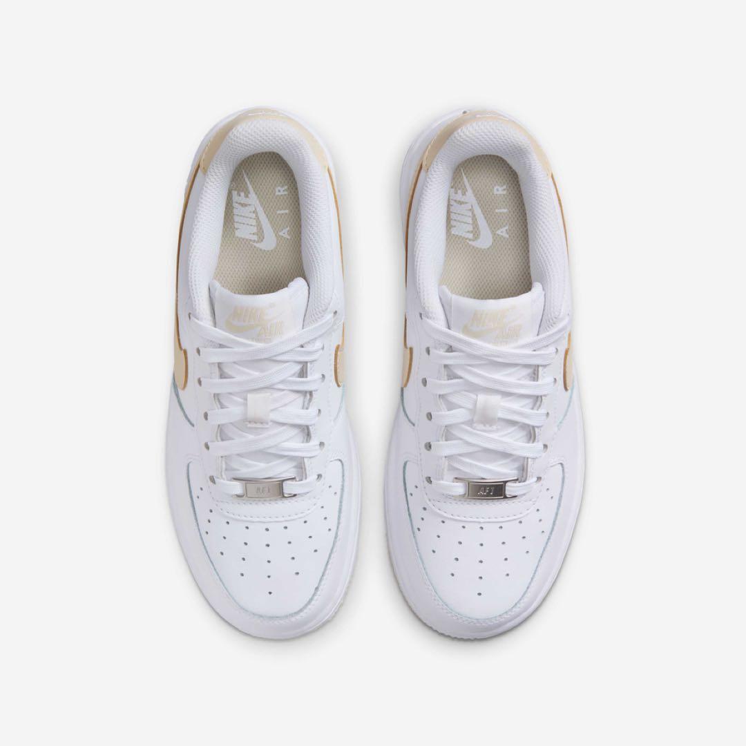 【新品23cm】NIKE｜エアフォース１GS｜ホワイト/ライトベージュ