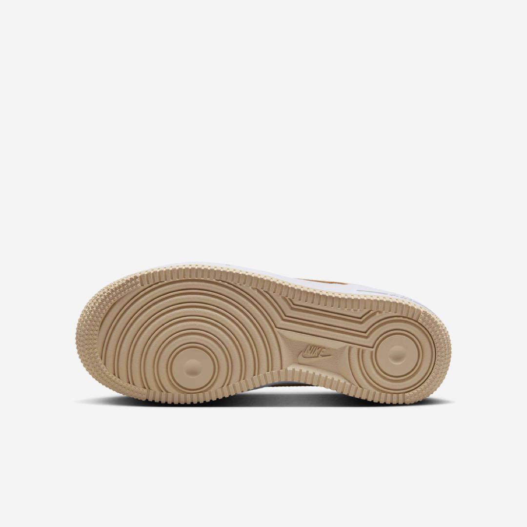 【新品23cm】NIKE｜エアフォース１GS｜ホワイト/ライトベージュ