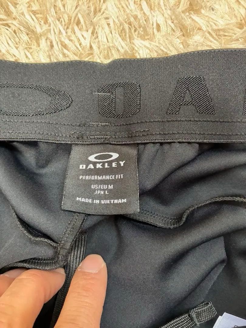 タ*カ様 OAKLEY トレーニングウェア上下【L】定価23,650円