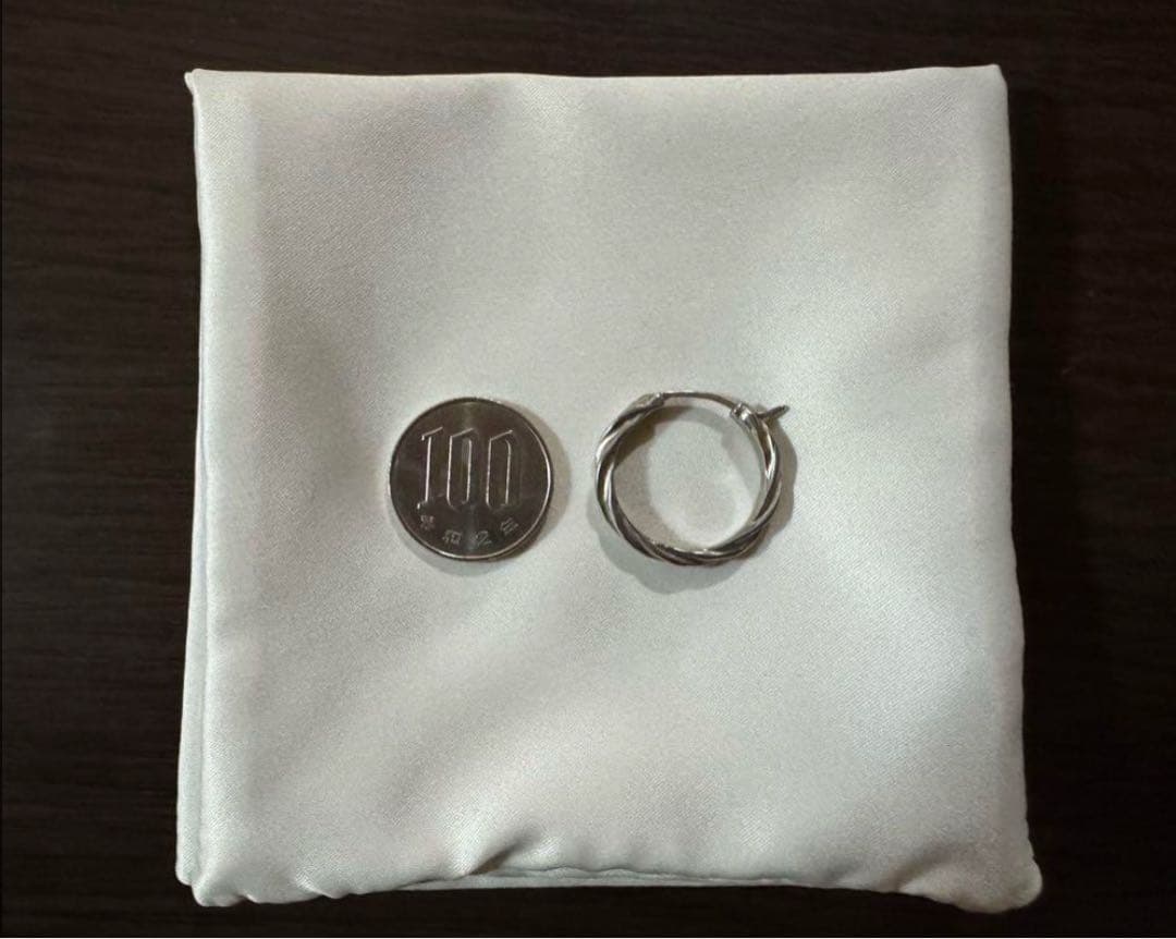 Maison Margiela シルバー ツイストピアス