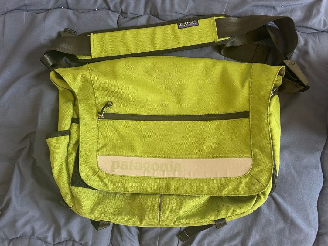 Patagonia メッセンジャーバック