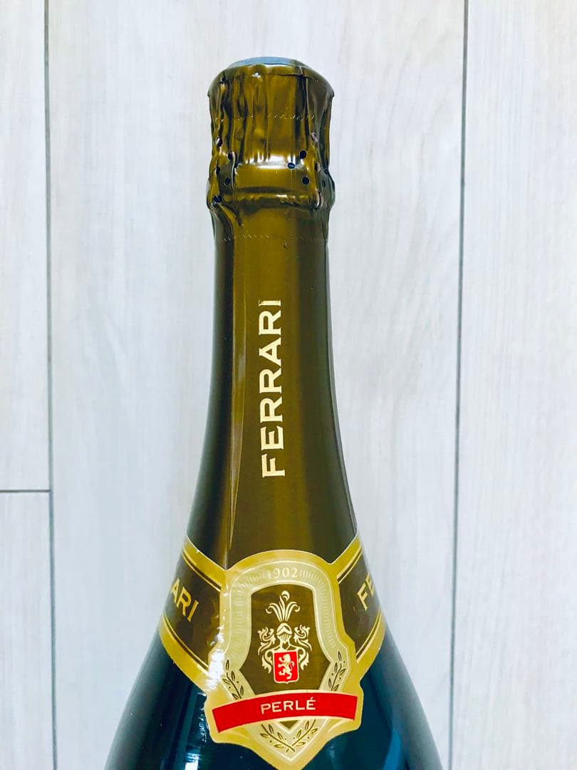 Ferrari Perlé フェッラーリ ペルレ・ミレジム（箱付） 1500ml